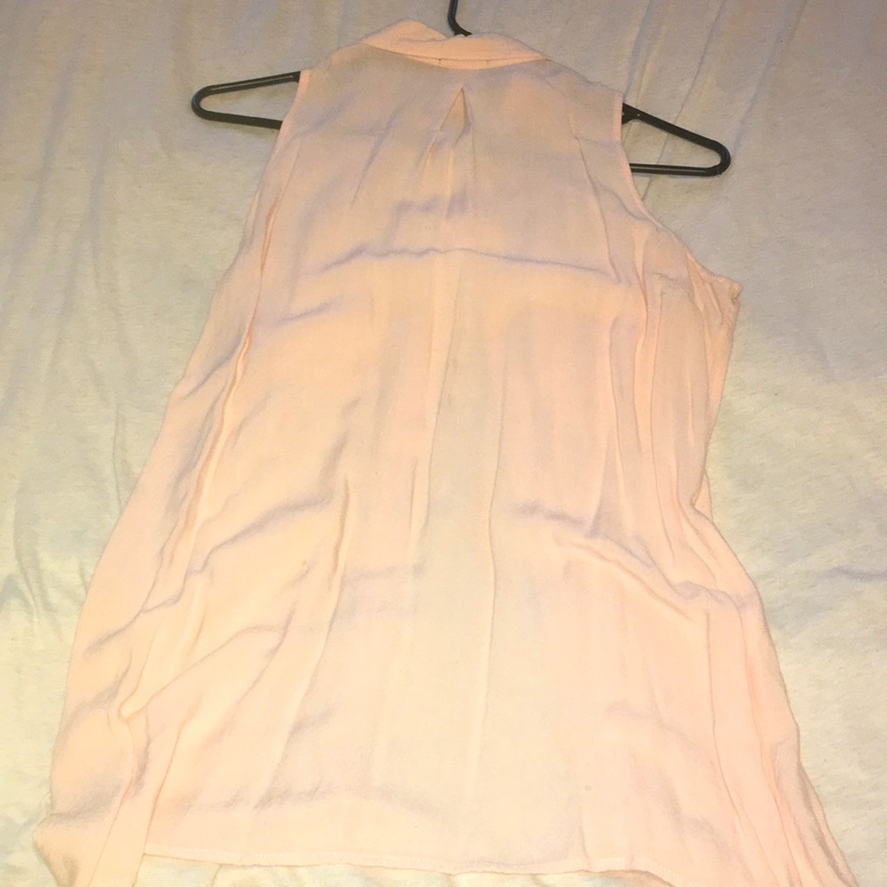 Sleeveless button up tank top - Picture 3 of 5